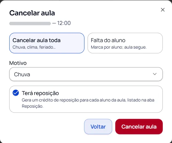 Janela Cancelar aula com o motivo Chuva e a opção Terá reposição marcada. Nome do aluno ocultado.